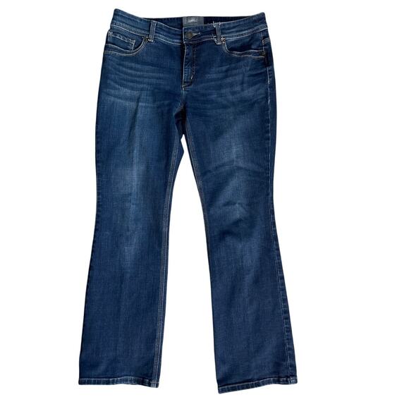 Chico’s‎ So Slimming Dark Wash Barely Bootcut Mid-Rise Stretchy Jeans Size 4 - Picture 1 of 7